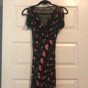 Betsey Johnson embroidered rose dress - Size 8